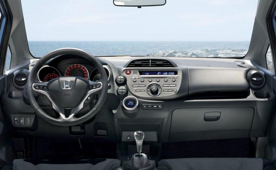  Honda Jazz 2009 года  (фото 39 из 44)